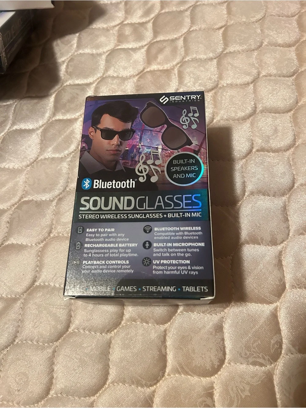 Sentry Sound Glasses Bluetooth Sunglasses in Black